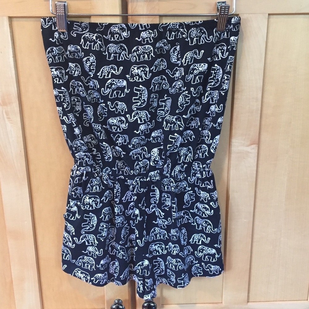 Forever 21 Elephant print black & white strapless ROMPER size Small